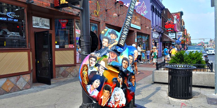 Venture Up Nashville Guitar Tennessee Team Building